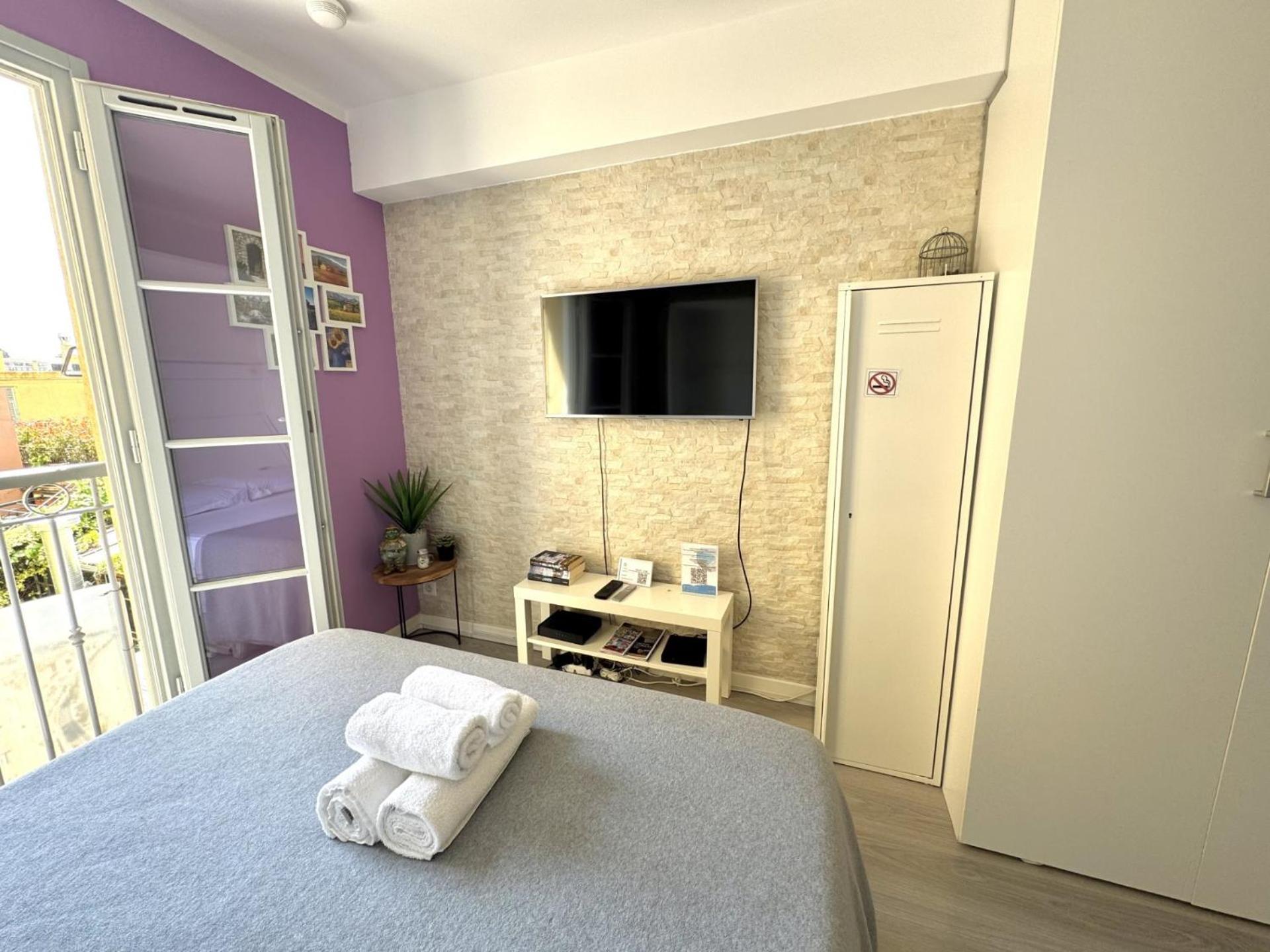 Aparthotel Riviera Nice Cote D'Azur - Old Town - Studio Ac - Sea View - 50M Promenade Des Anglais- La Maison Linda מראה חיצוני תמונה